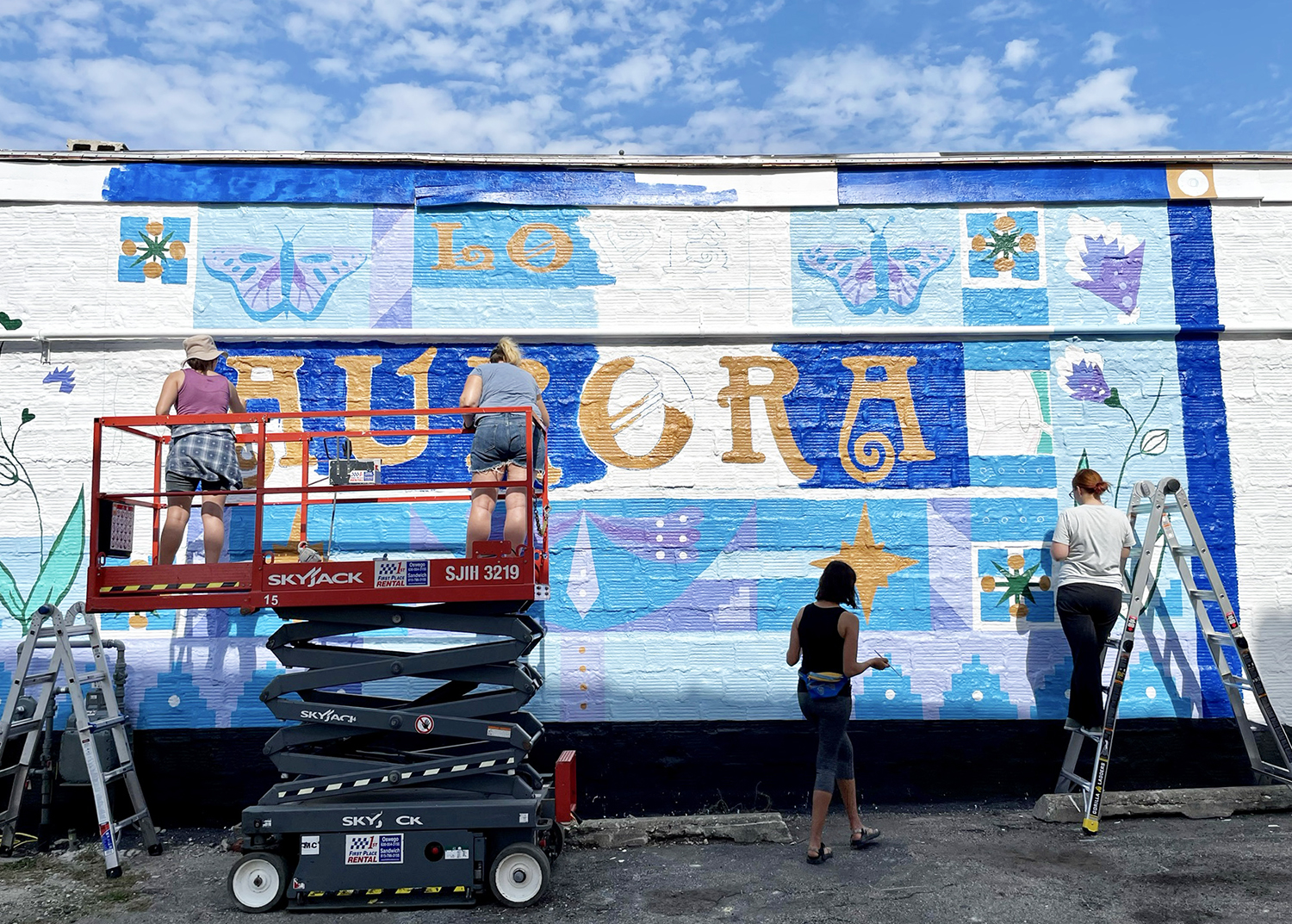community mural painting volunteers chicago aurora